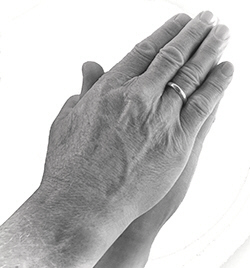 Learn our basic Catholic prayers in Latin and English