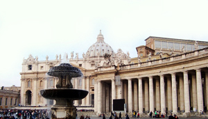 Vatican-St-Peter's Stat Crux dum Volvitur Orbis